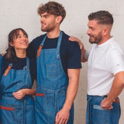 Tablier de serveur en jean