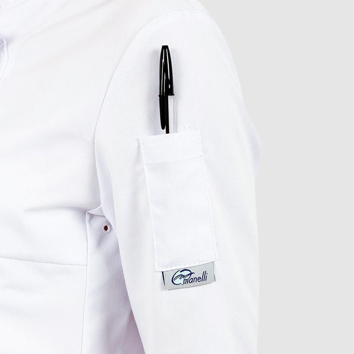 Détail de la veste écoresponsable Manelli blanche Lady