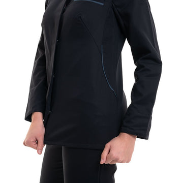 Veste de cuisine détail liseré bleu et revers de manches bleu