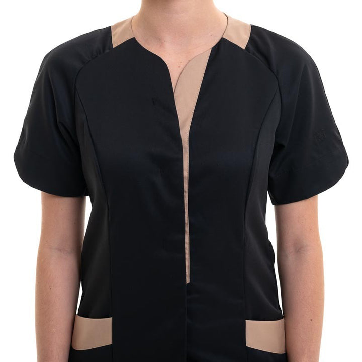 blouse pour prothesiste ongulaire noir et beige