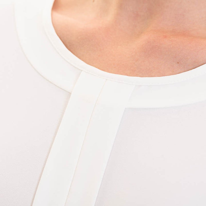 blouse avec détails reliefs