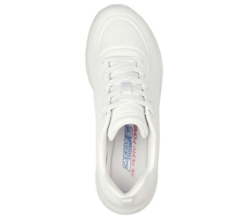 Chaussures de travail sport femme blanches et légères