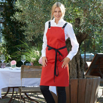 tablier rouge femme cuisine