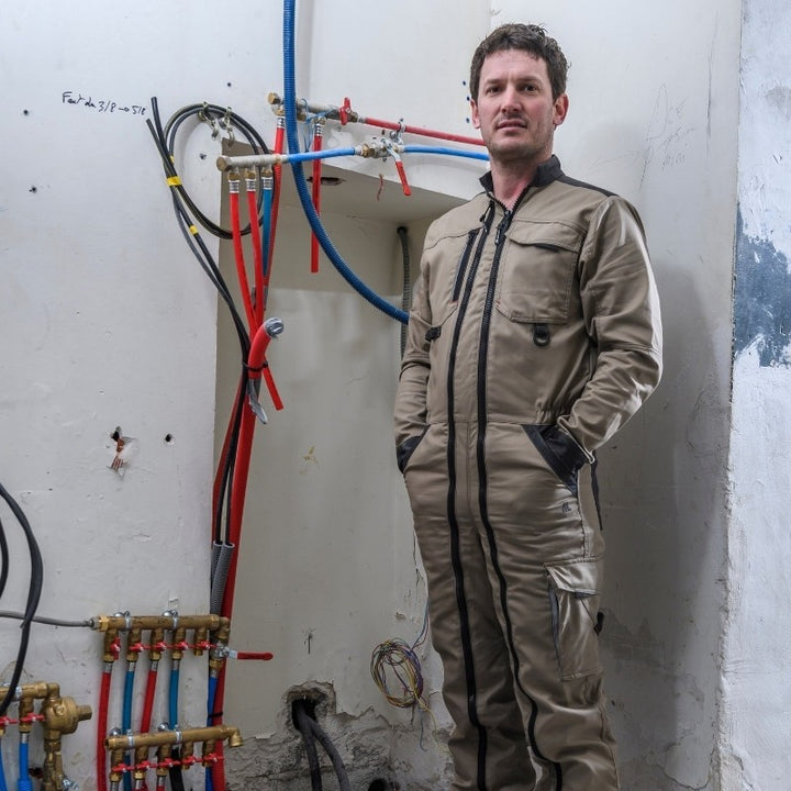 Combinaison Travail 2 Zip Wire Beige  portée de face