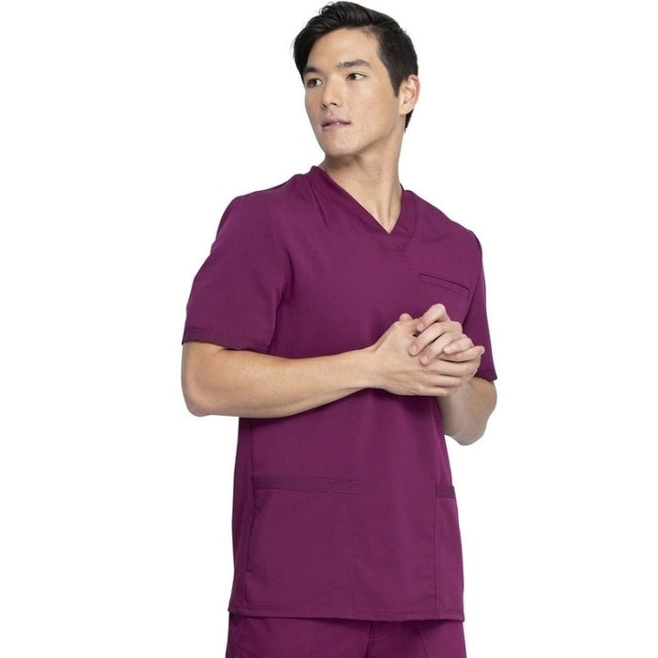 Blouse médicale homme tissu extensible bordeaux, avec 3 poches par Dickies Médical