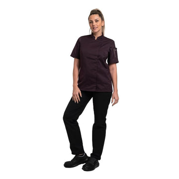 veste de restauration prune robur pour professionnelle avec pantalon de cuisine noir
