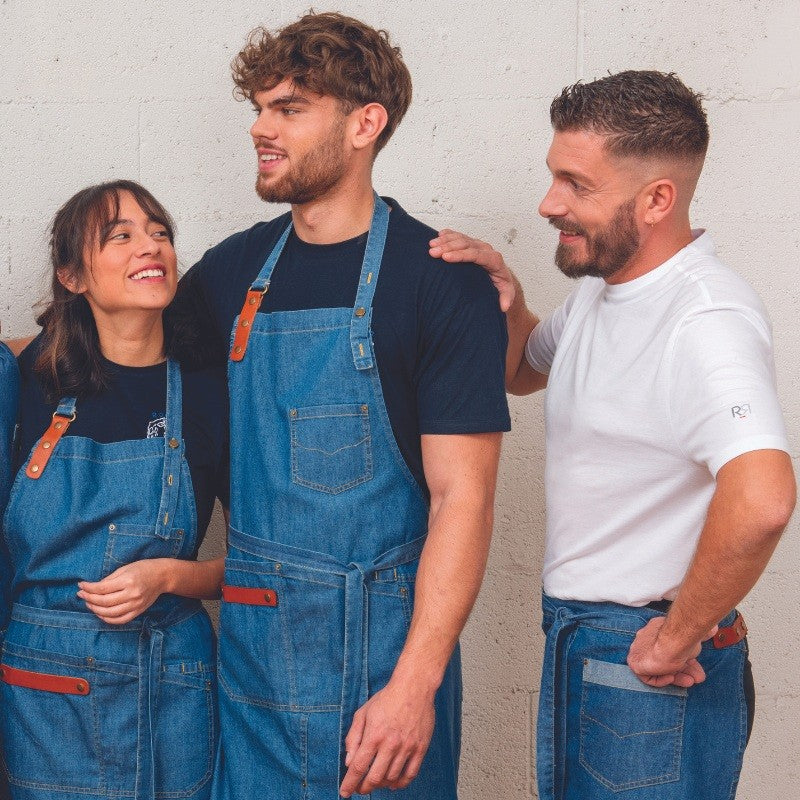 PHOTO ambiance du tablier harodld (bavette) et le court Harley