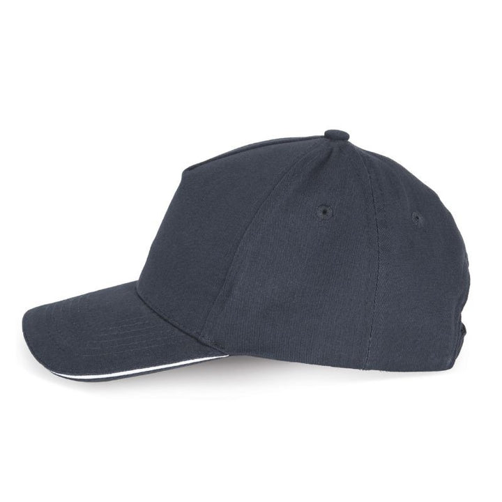 Casquette bleu et bande blanche pour enfant vu de profil