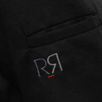Détail broderie de la veste de cuisine Abax Noir Robur
