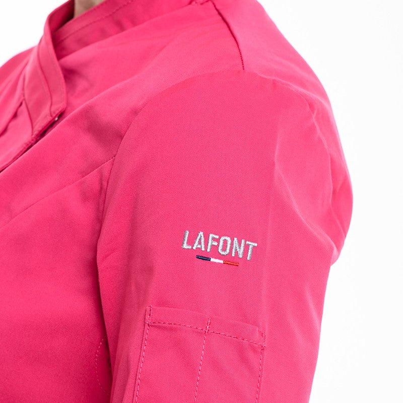 Détail de la broderie de la veste de cuisine double col Fuschia Lafont