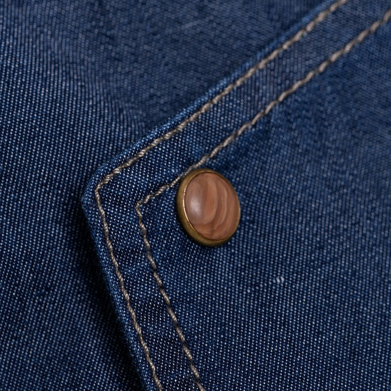 Détail de la veste de cuisine détail jean denim