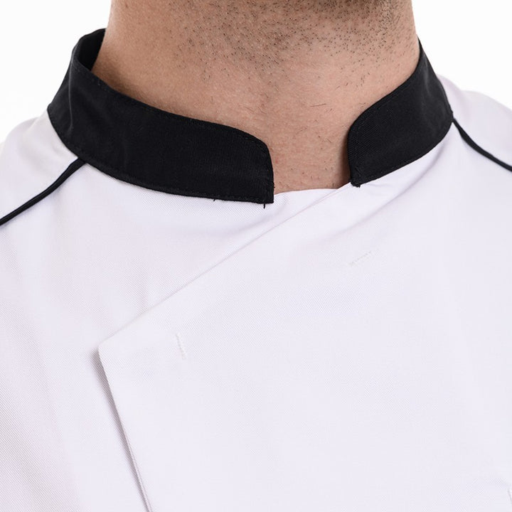 Détail de la veste de cuisine homme avec col officier molinel gamme Neospirit