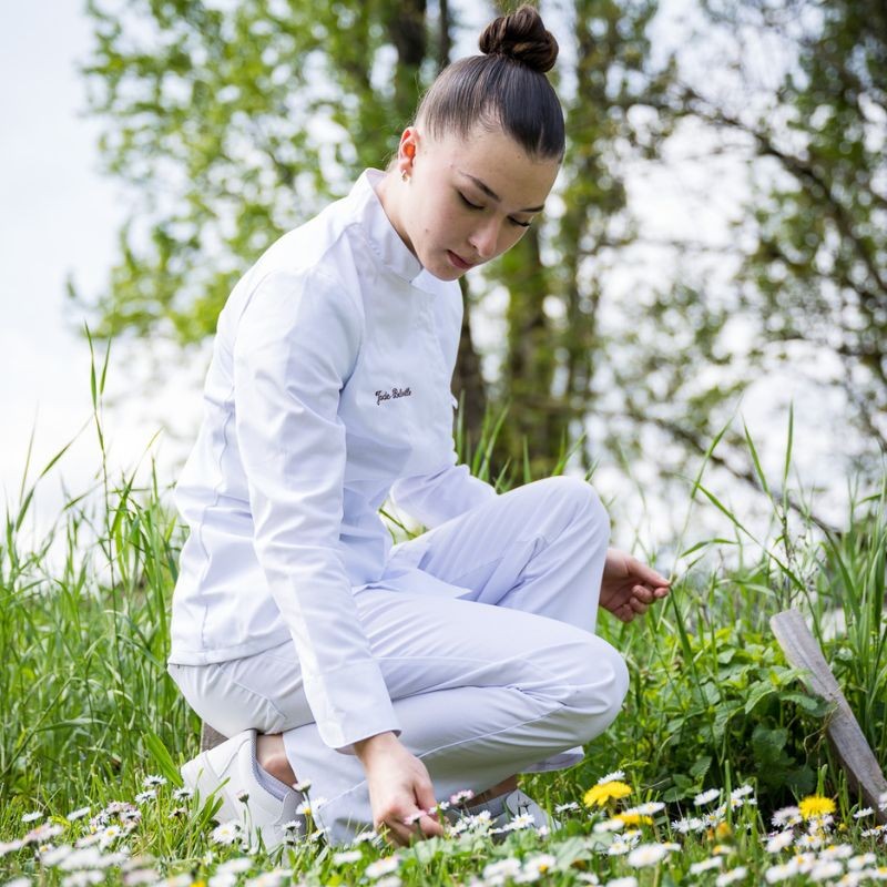 Veste de cuisine Lady avec marque Manelli partenariat avec Jade Belleville