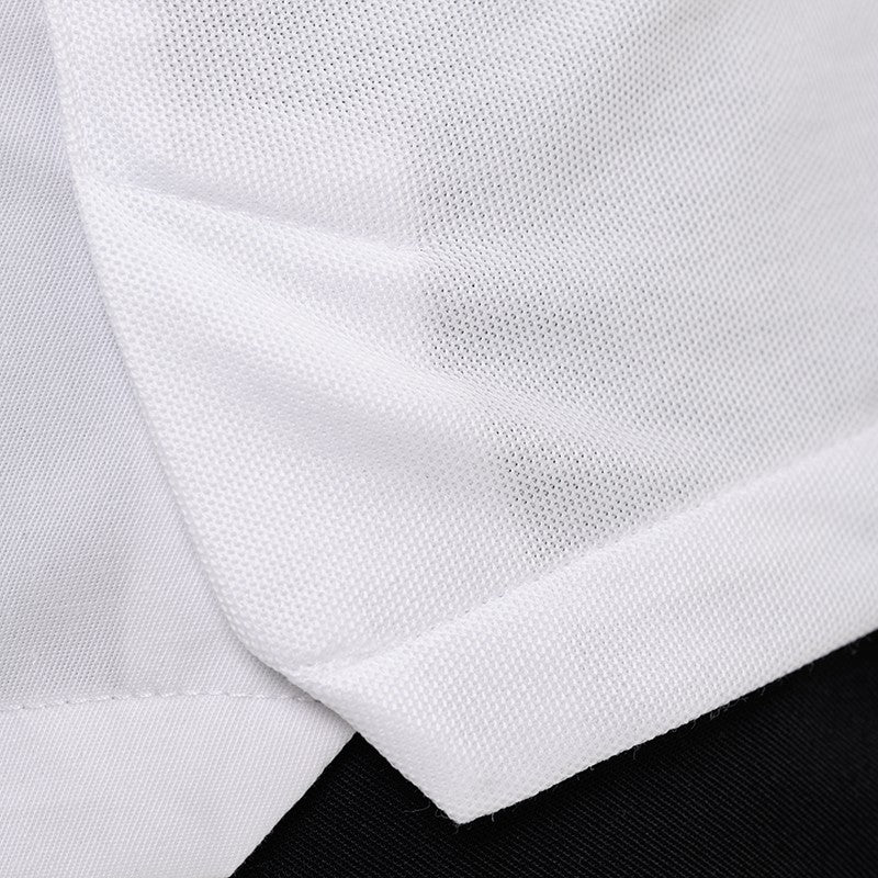 Détail de la maille respirante de la veste de cuisine Basil blanche à manches courtes Lafont
