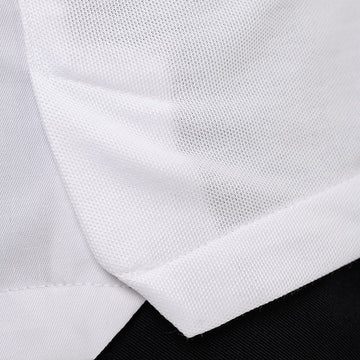 Détail de la maille respirante de la veste de cuisine Basil blanche à manches courtes Lafont