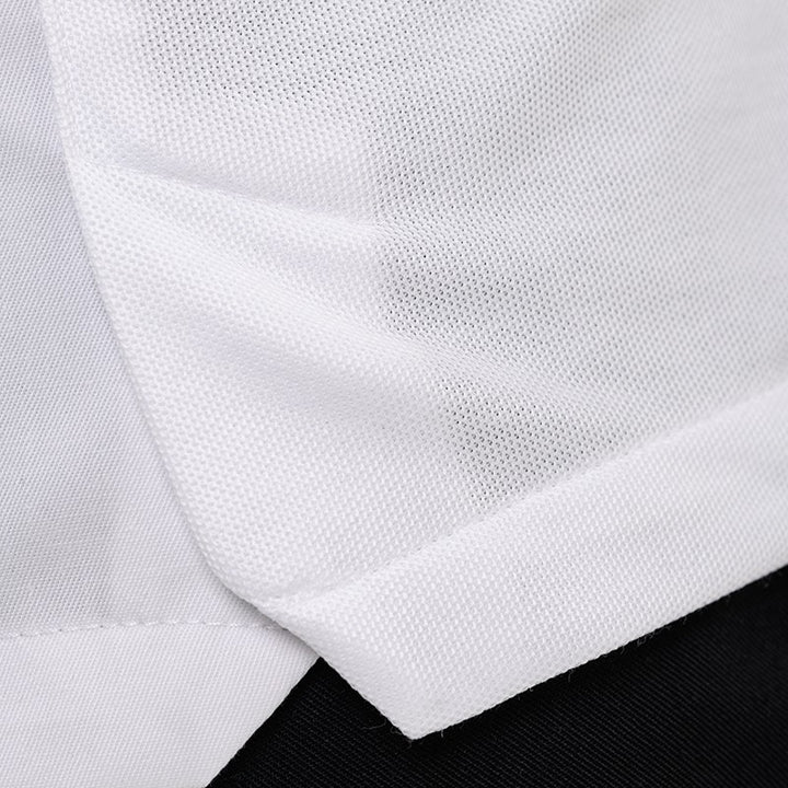 Détail de la maille respirante de la veste de cuisine Basil blanche à manches courtes Lafont