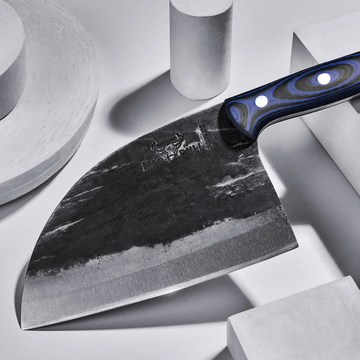 Couteau de cuisine serbe bleu et noir 