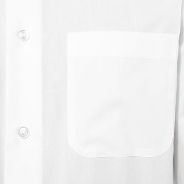 zoom boutons chemise de service blanche