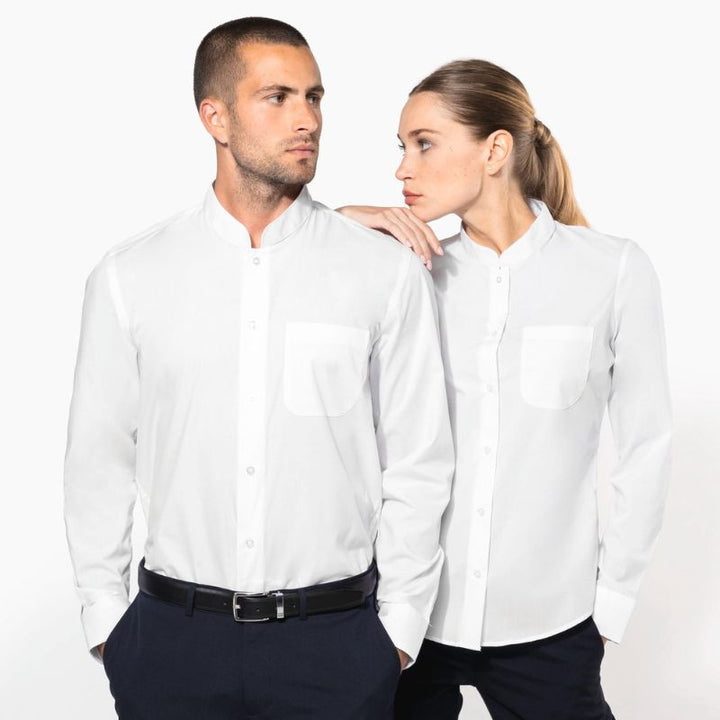 Chemise de service blanche