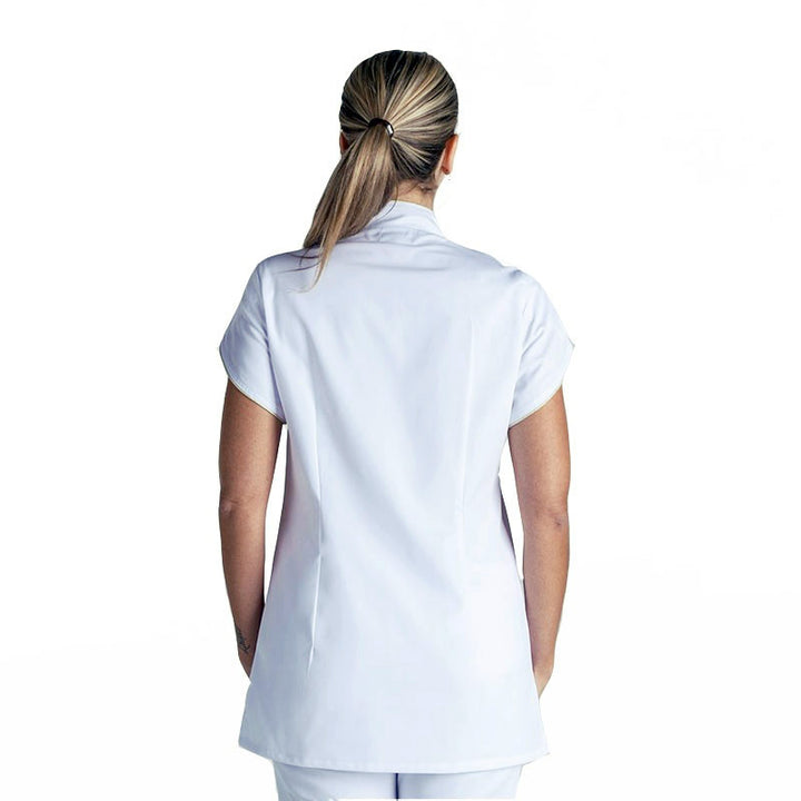 Blouse Médicale Femme Manches Courtes Magnolia Blanc Liseré Or - MANELLI de dos
