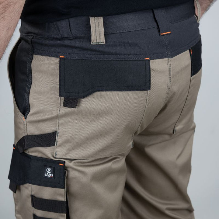 Zoom dos Bermuda de Travail Bicolore Multipoches Beige/Gris Zéro Métal Chiron - LMA