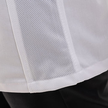 détail veste de cuisine femme