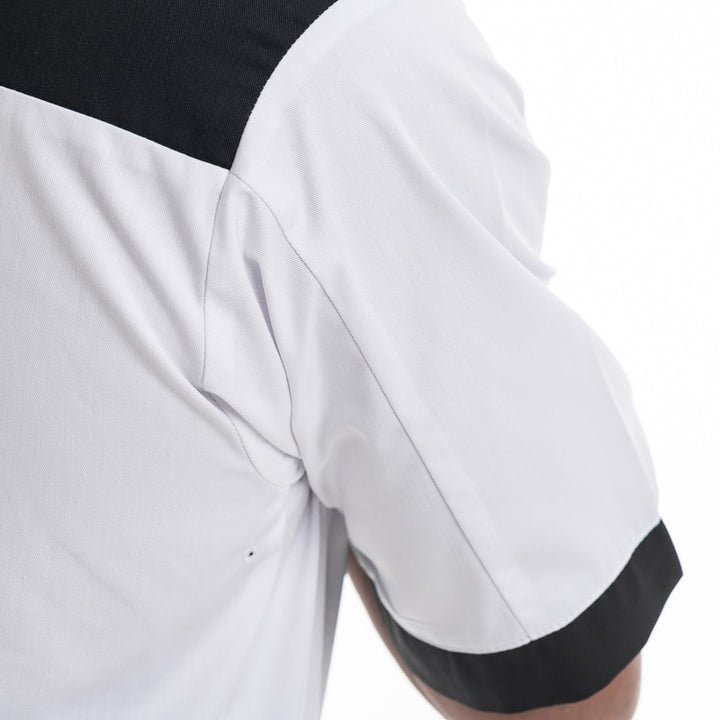 détails veste de cuisine black master