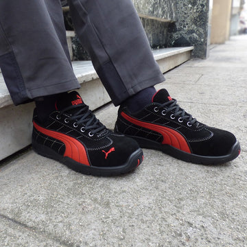 Baskets mixtes de sécurité Puma Silverstone S1P. Pratique en toutes saisons, sécurité renforcée.